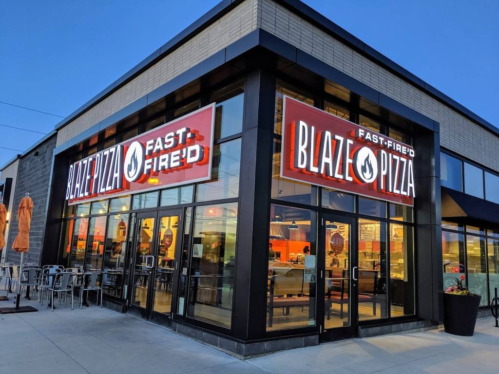 Blaze Pizza | meal takeaway | 20 Clair Rd W Unit 1, Guelph, ON N1L 0A8, Canada | 2269090080 OR +1 226-909-0080
