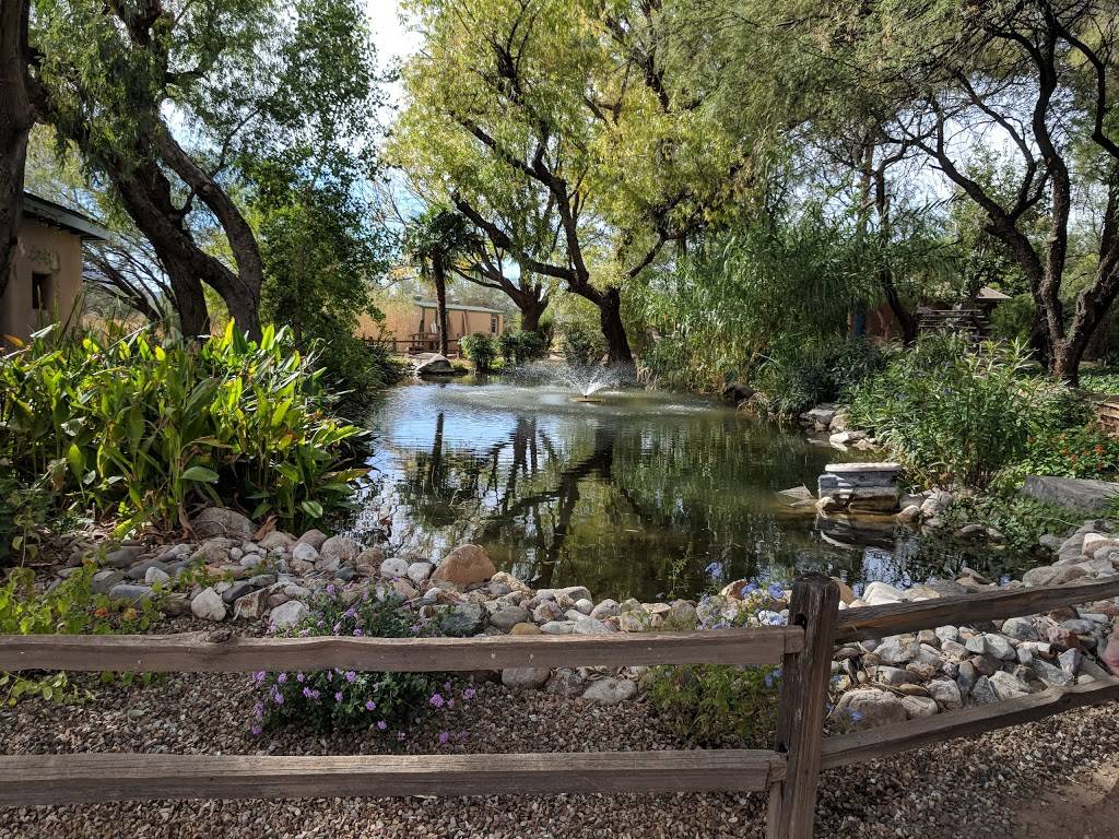 Firefly Restaurant | restaurant | 3001 I-19 Frontage Rd, Amado, AZ 85645, USA | 5203983028 OR +1 520-398-3028