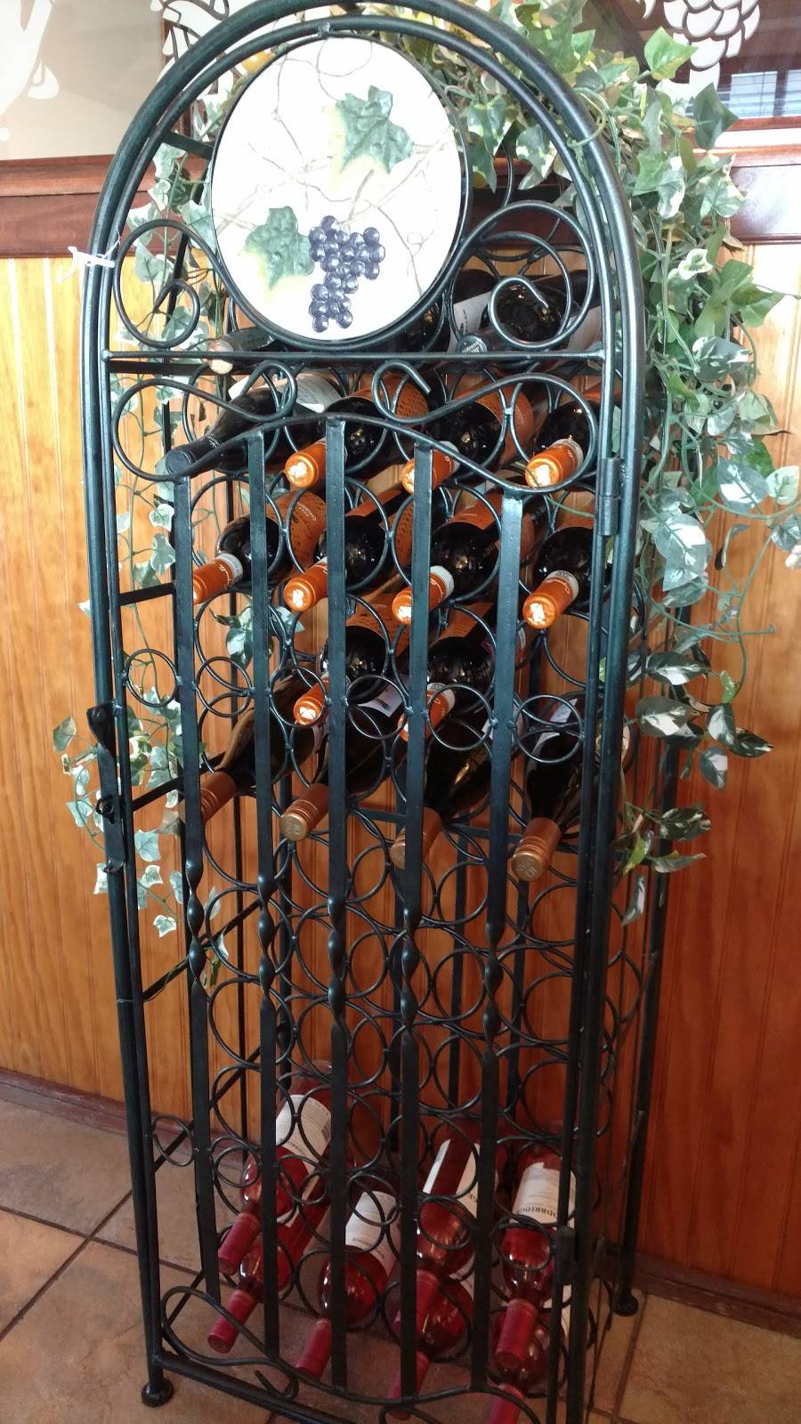 Lucio Cs | restaurant | 12134 King William Rd, King William, VA 23086, USA | 8047697171 OR +1 804-769-7171