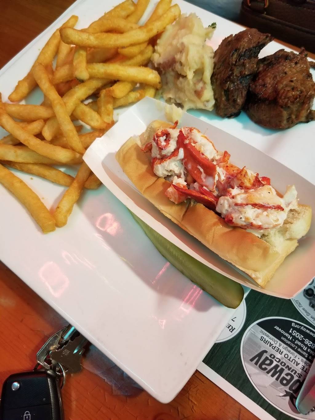 Squires of Hanover | restaurant | 1202 Washington St, Hanover, MA 02339, USA | 7818263360 OR +1 781-826-3360