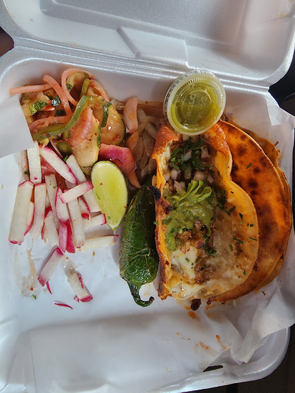 Stacks Mobile Bistro | restaurant | 815 W Columbia Dr, Kennewick, WA 99336, USA | 5095512591 OR +1 509-551-2591