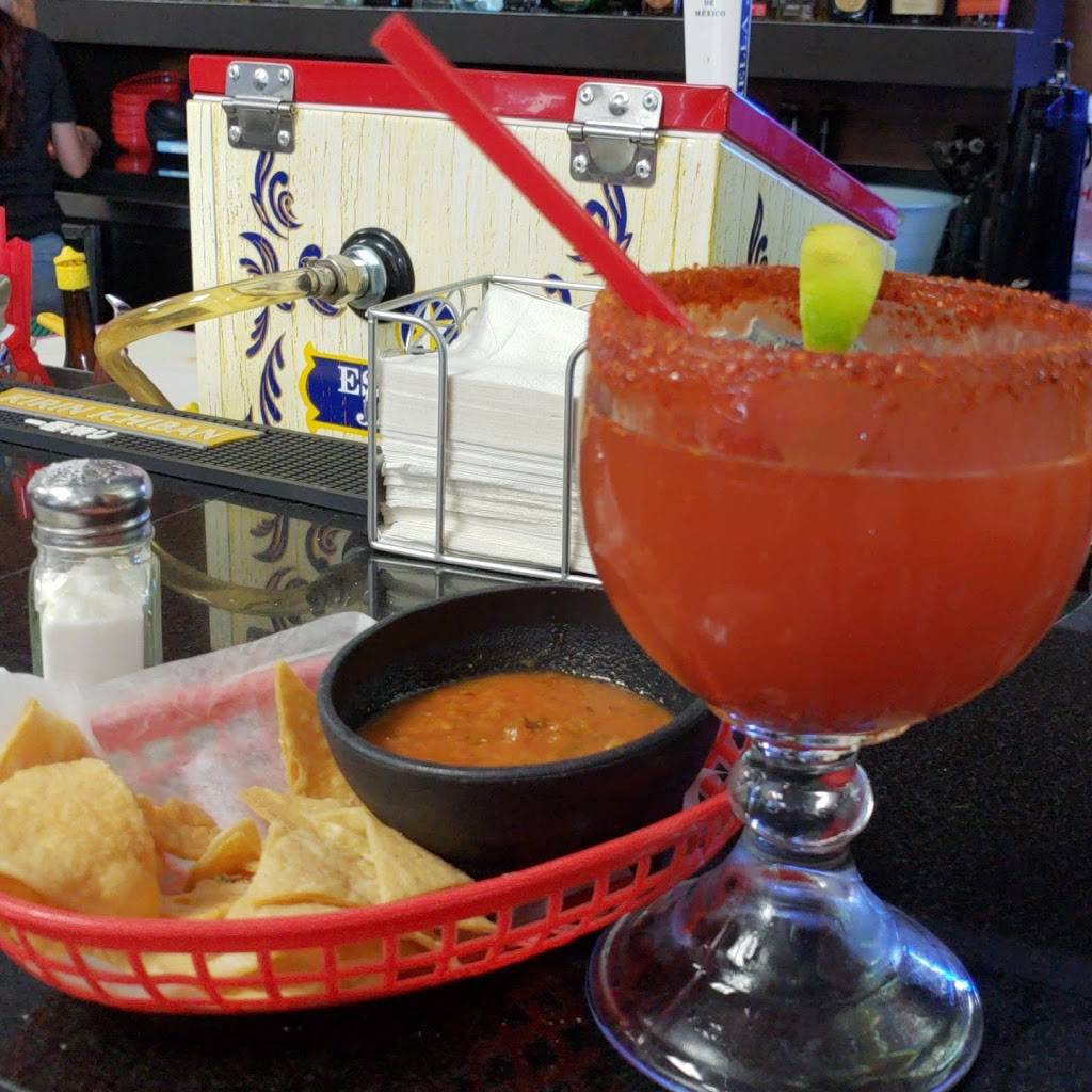 Los Compadres Bar And Grill | restaurant | 4126 Monterey Rd, San Jose, CA 95111, USA | 4083633664 OR +1 408-363-3664