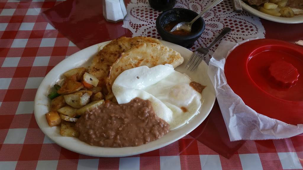 My Little Taco House | restaurant | 2125 S Flores St, San Antonio, TX 78204, USA | 2102245994 OR +1 210-224-5994