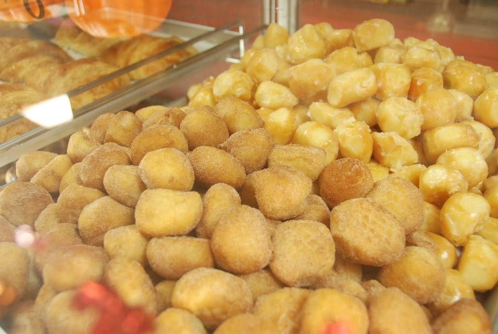 Doughnut Deli Inc. | cafe | 3401 Pacific Pl, Long Beach, CA 90806, USA | 5625958515 OR +1 562-595-8515