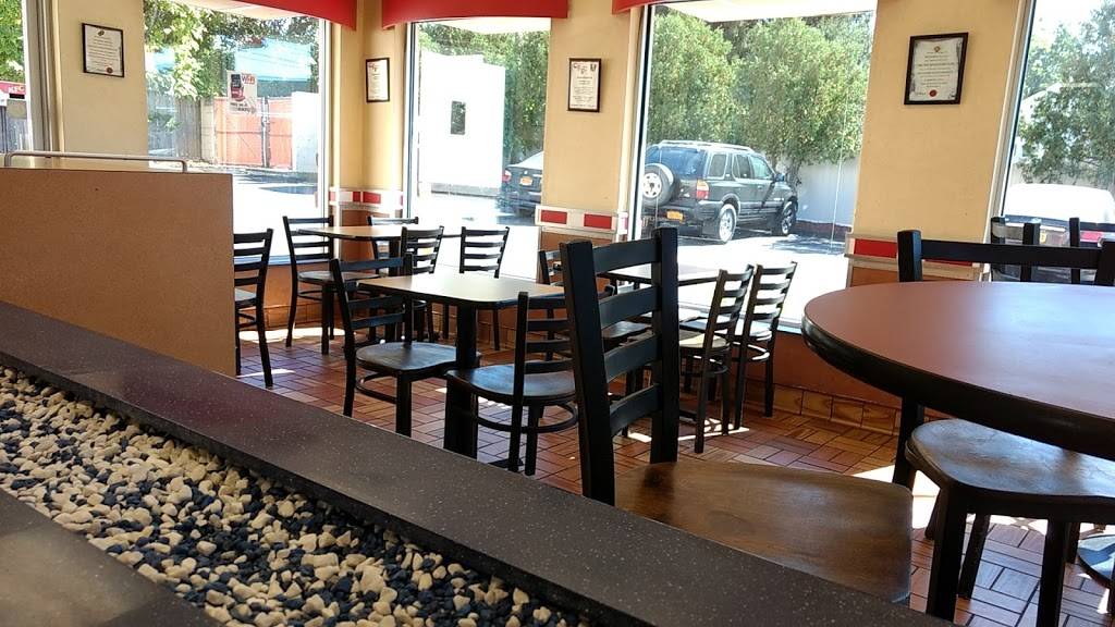 KFC | restaurant | 426 Foxhall Ave, Kingston, NY 12401, USA | 8453382233 OR +1 845-338-2233