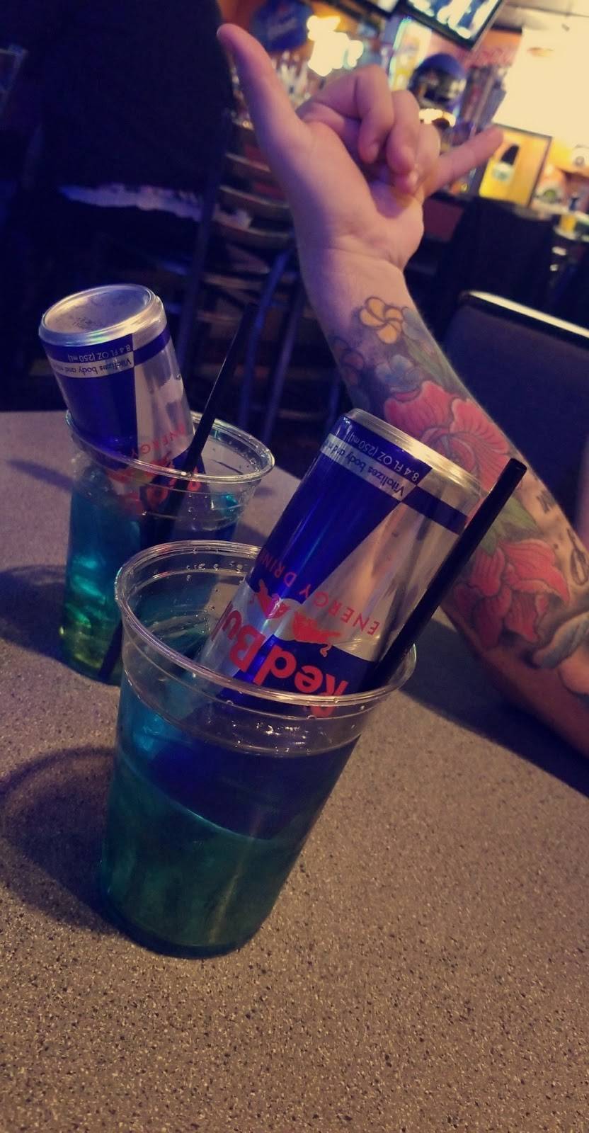 Hammerhead Lounge | restaurant | 326 Main St, Northampton, PA 18067, USA | 6102626713 OR +1 610-262-6713