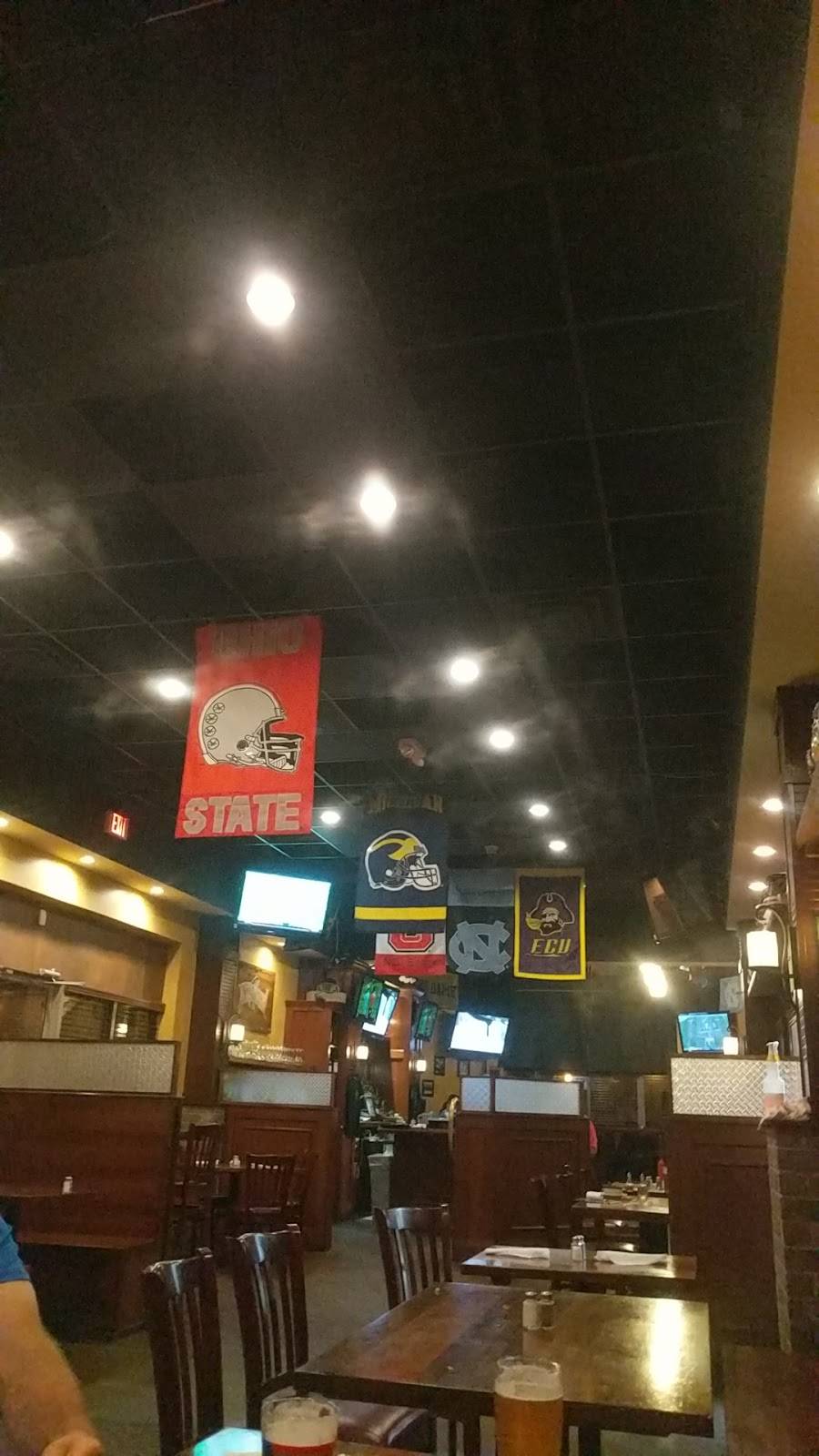 Halligans Public House | restaurant | 3317 Masonboro Loop Rd, Wilmington, NC 28409, USA | 9107911019 OR +1 910-791-1019