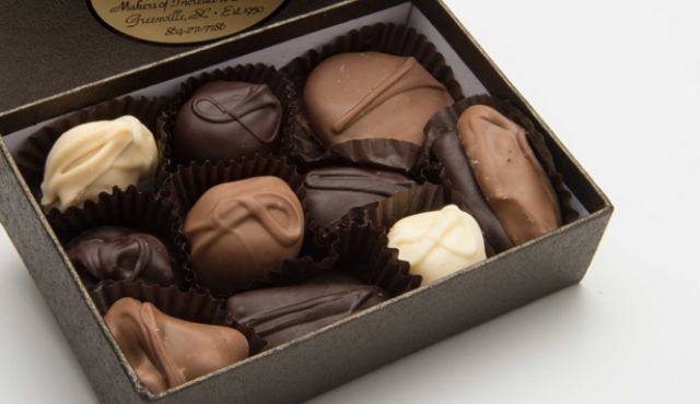 Vaughn Russell Candy Kitchen | restaurant | 401 Augusta Rd, Greenville, SC 29601, USA | 8642717786 OR +1 864-271-7786