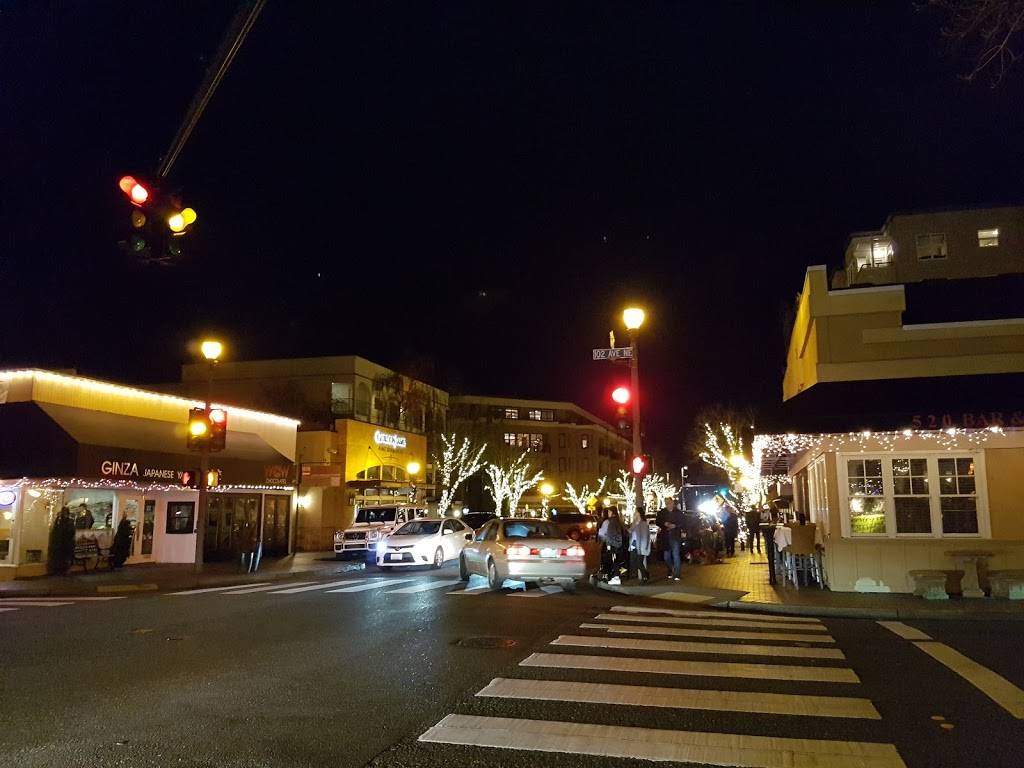 520 Bar & Grill | restaurant | 10146 Main St, Bellevue, WA 98004, USA | 4254500520 OR +1 425-450-0520