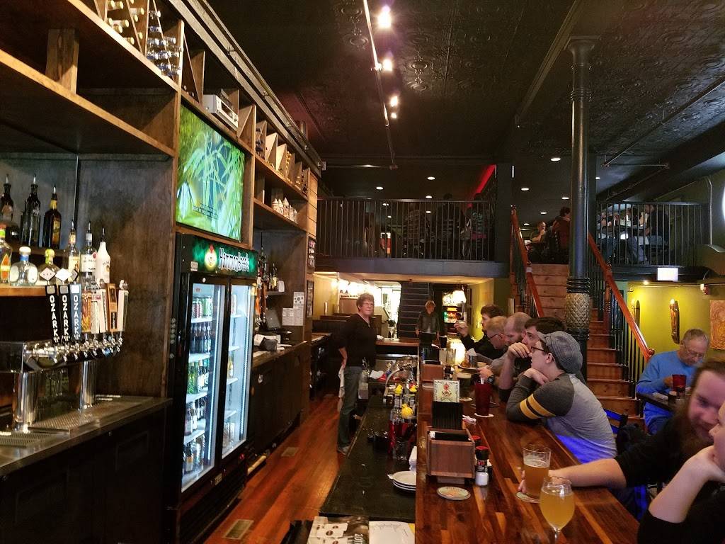 Hammontrees Grilled Cheese | restaurant | 113 W Walnut St, Rogers, AR 72756, USA | 4792025977 OR +1 479-202-5977