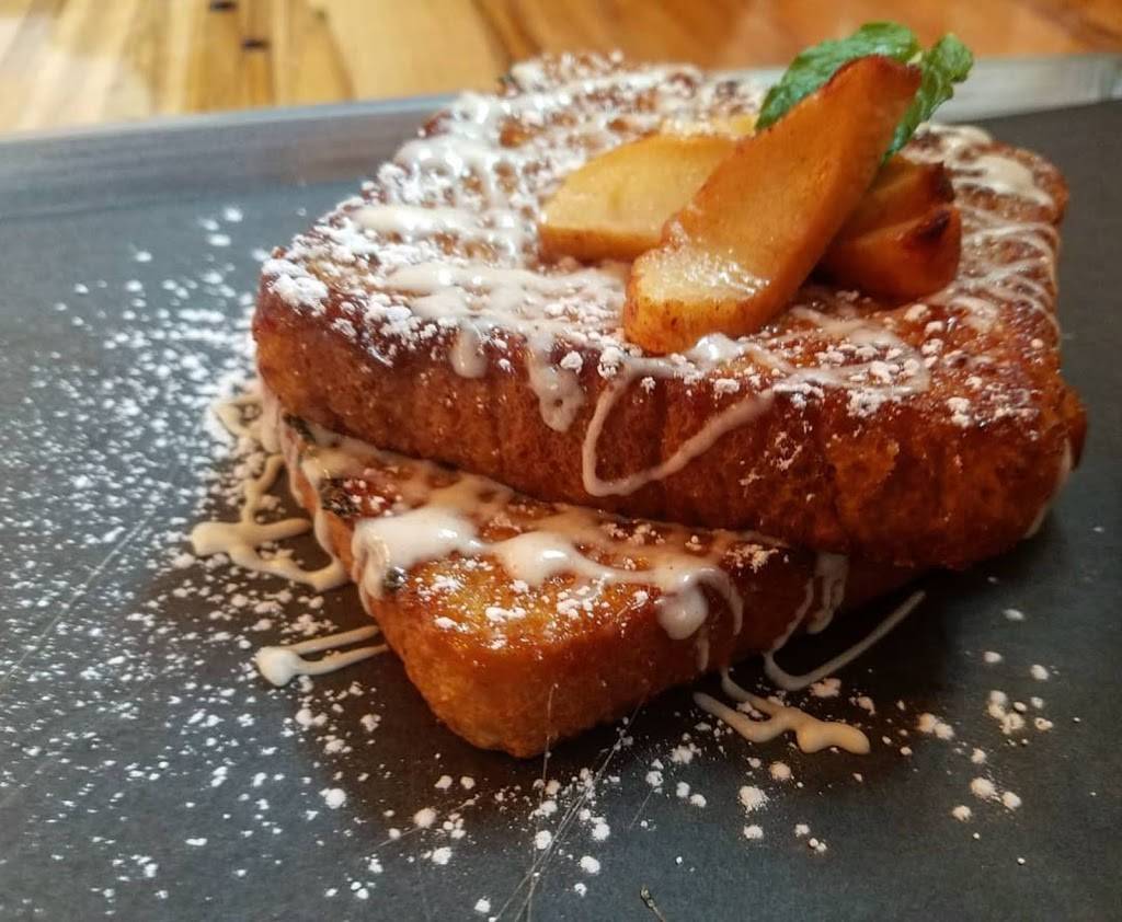 Farmers Hardware | restaurant | 35 Maple Ave, Saratoga Springs, NY 12866, USA | 5189343444 OR +1 518-934-3444