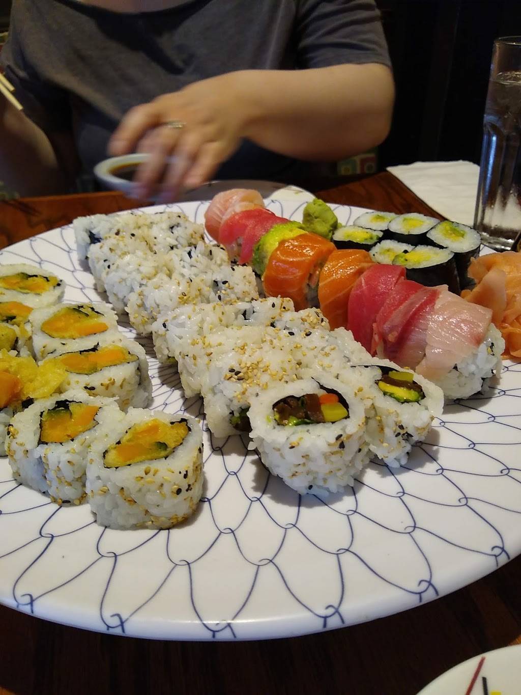 Sushi Avenue | restaurant | 308 W Ponce de Leon Ave, Decatur, GA 30030, USA | 4043788448 OR +1 404-378-8448