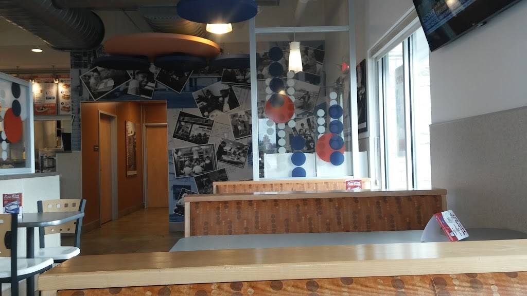 White Castle | restaurant | 6901 Pendleton Pike, Indianapolis, IN 46226, USA | 3175456564 OR +1 317-545-6564