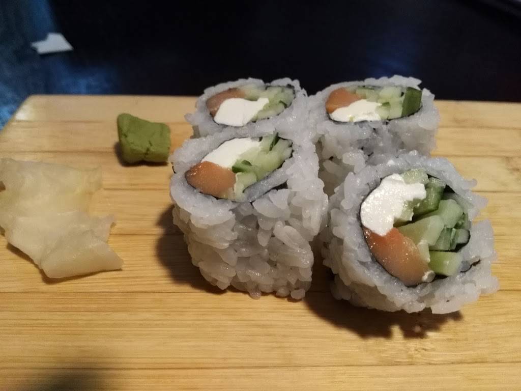 Yaka Sawa Sushi and Grill | restaurant | 57 Main St, Ashburnham, MA 01430, USA | 9782525679 OR +1 978-252-5679