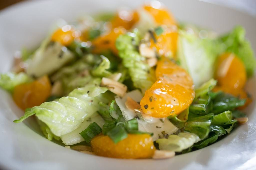 Hobarts Steakhouse | restaurant | 189 Kent St W, Lindsay, ON K9V 5G6, Canada | 7053281219 OR +1 705-328-1219