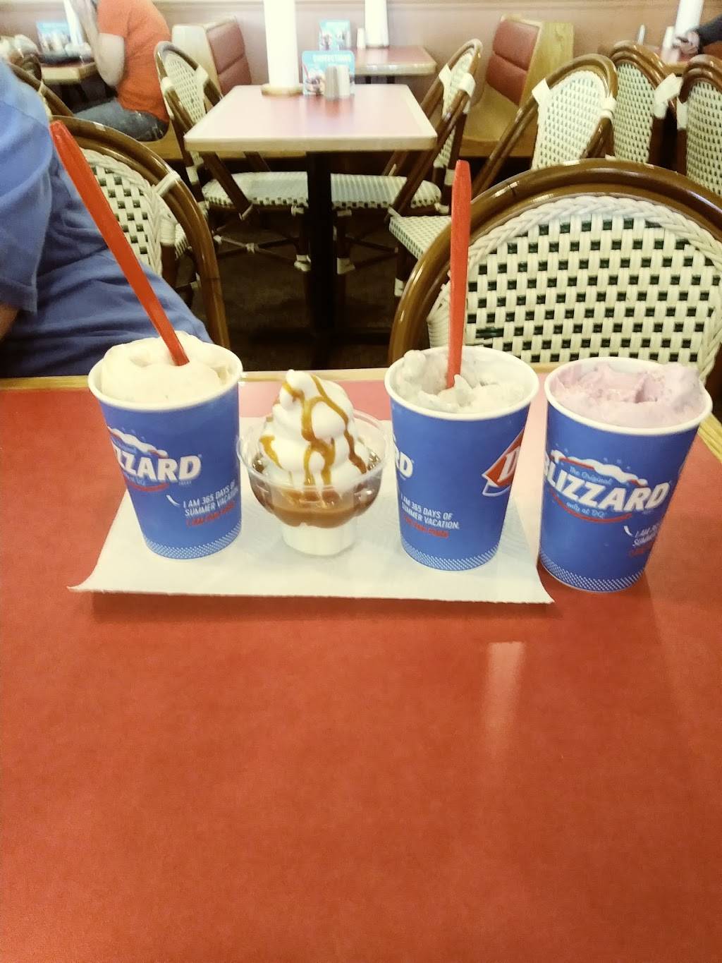 Dairy Queen | restaurant | 3136 E Cumberland Rd, Bluefield, WV 24701, USA | 3043256652 OR +1 304-325-6652