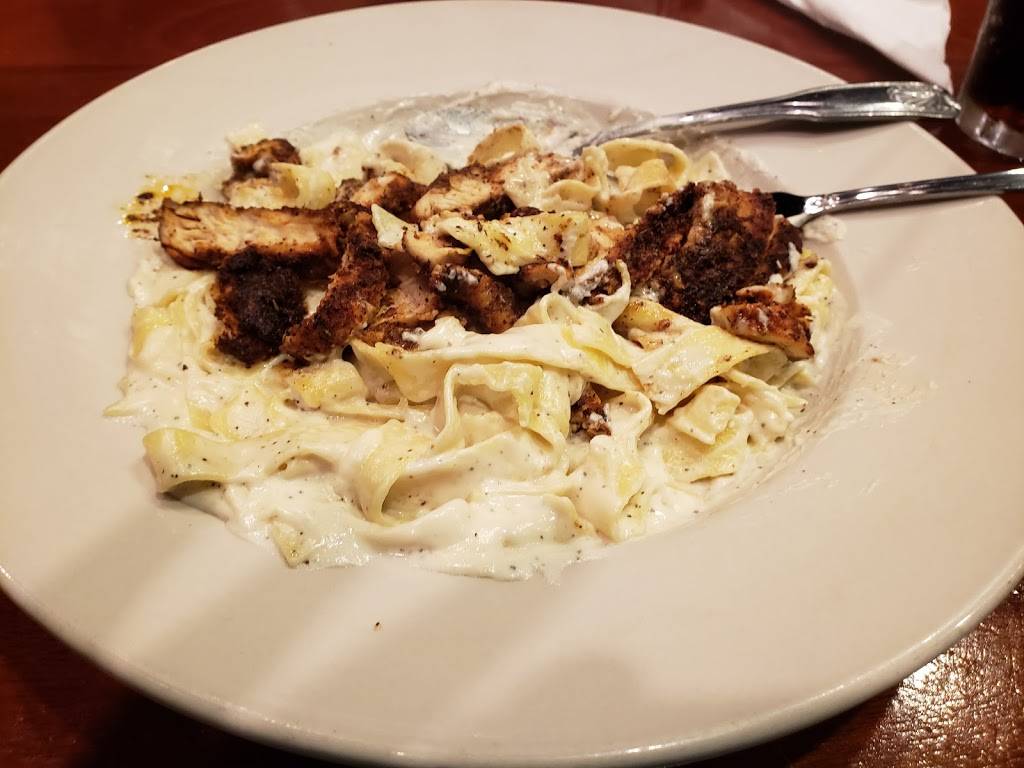 Benitos Italian Cafe & Pizzeria | restaurant | 155 Hampton Point Dr, St. Augustine, FL 32092, USA | 9047702884 OR +1 904-770-2884