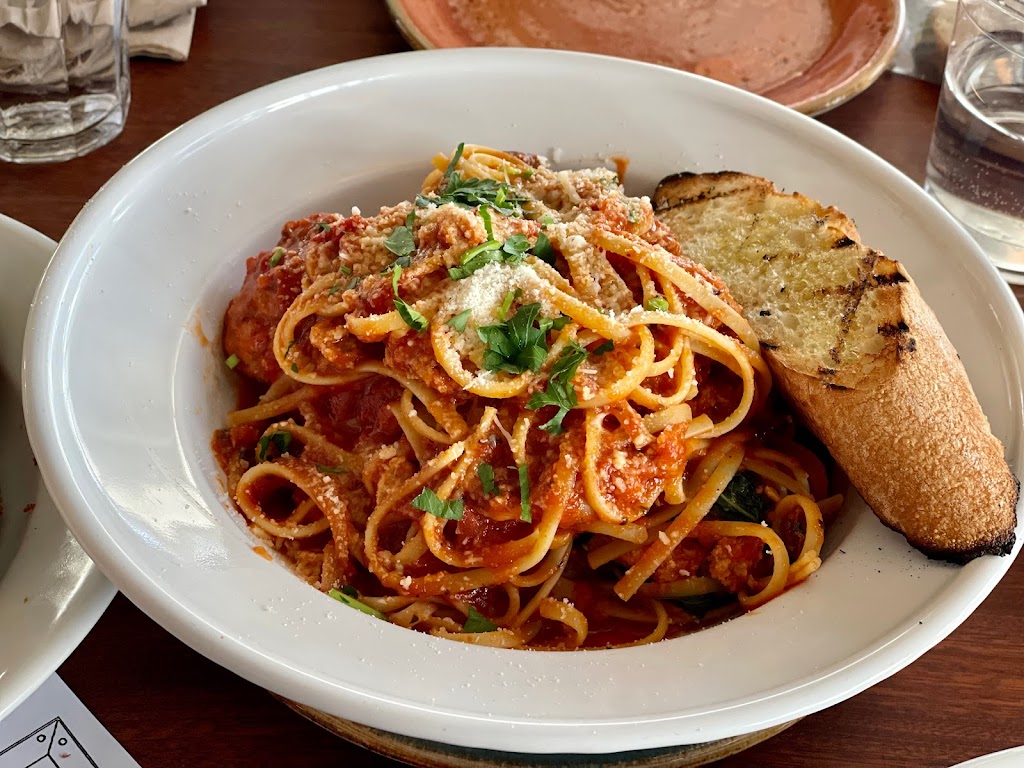 Chow | restaurant | 6000 Bollinger Canyon Rd Suite 1100, San Ramon, CA 94583, USA | 9253282469 OR +1 925-328-2469