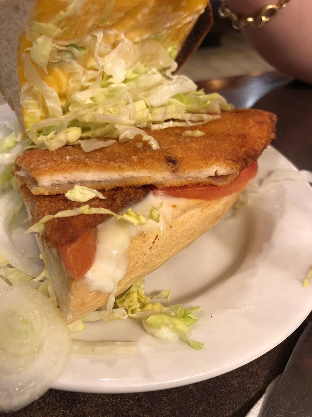 Guss Diner | restaurant | 135 NJ-33, Manalapan Township, NJ 07726, USA | 7322940006 OR +1 732-294-0006