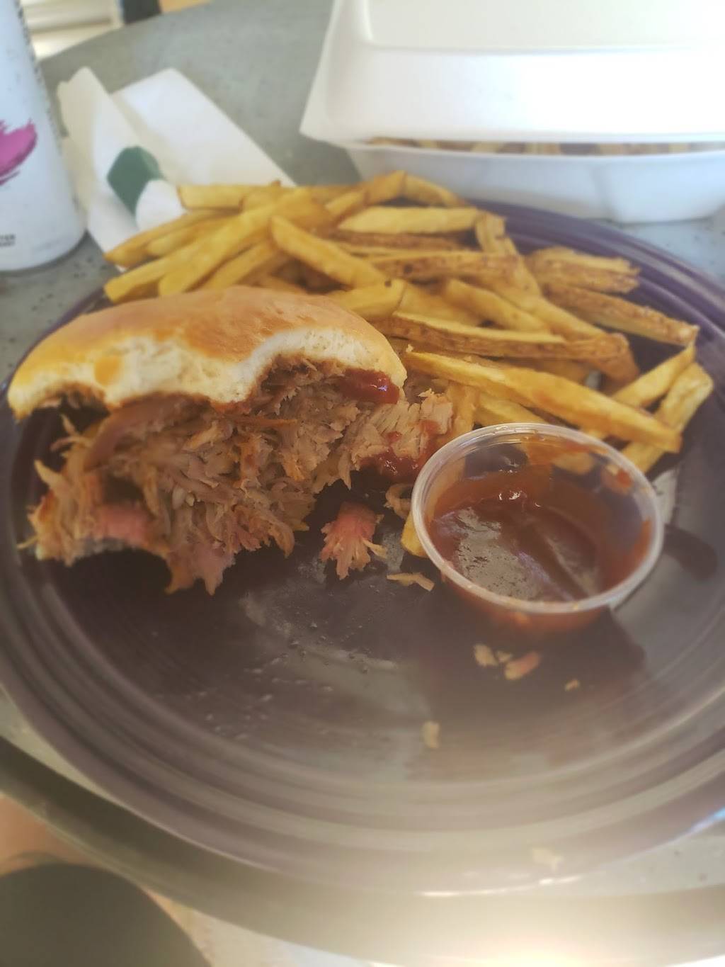 Marinos Bar & Grill | restaurant | 29701 Euclid Ave, Wickliffe, OH 44092, USA | 4409436000 OR +1 440-943-6000