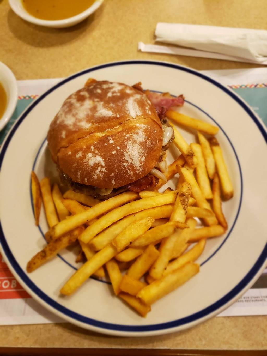 Bob Evans | restaurant | 7400 Miller Ln, Dayton, OH 45414, USA | 9378905333 OR +1 937-890-5333