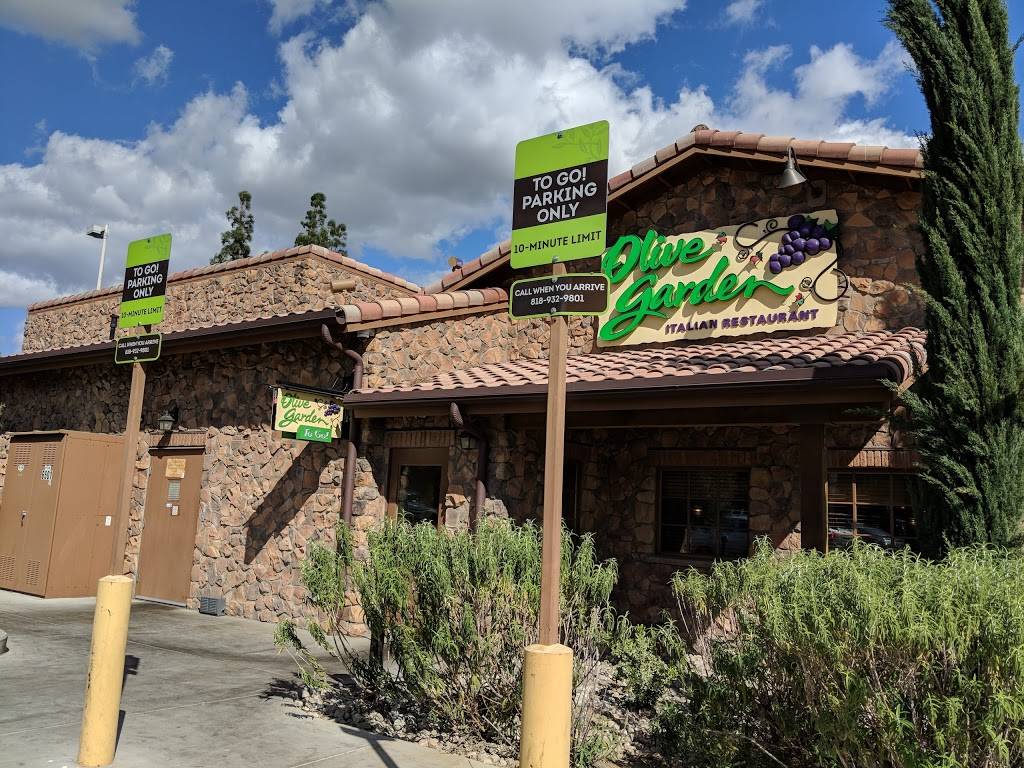 Olive Garden Italian Restaurant | meal takeaway | 6501 Fallbrook Ave, West Hills, CA 91307, USA | 8189329801 OR +1 818-932-9801