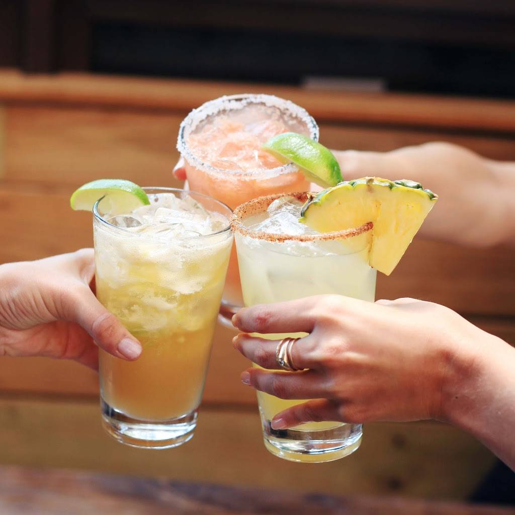 Tin Lizzys Cantina | restaurant | 1025 Woodruff Rd, Greenville, SC 29607, USA | 8432122095 OR +1 843-212-2095