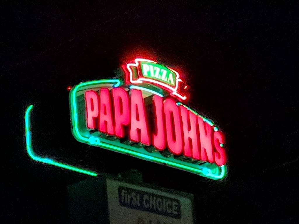 Papa Johns Pizza | restaurant | 1035 W Dekalb St, Camden, SC 29020, USA | 8034321234 OR +1 803-432-1234