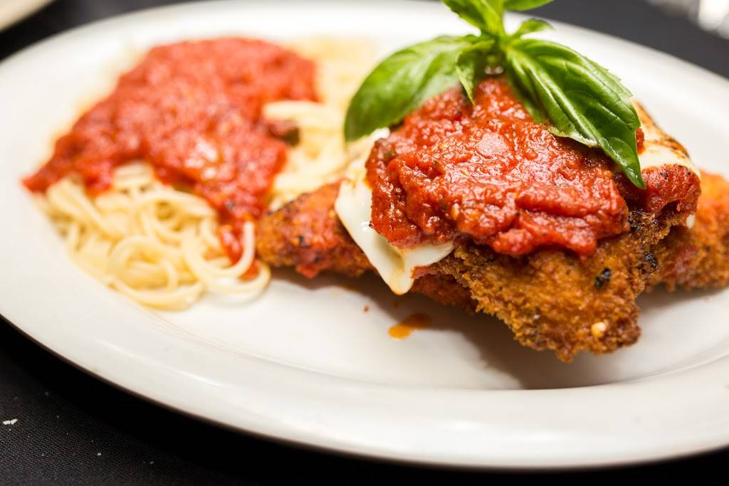 Gios Flying Pizza & Pasta | restaurant | 650 Farm to Market 517 Rd W, Dickinson, TX 77539, USA | 2813370107 OR +1 281-337-0107