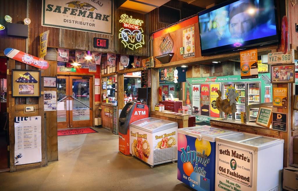 Rudys "Country Store" and Bar-B-Q | restaurant | 520 S IH 35 Frontage Rd E, Denton, TX 76205, USA | 9404847839 OR +1 940-484-7839