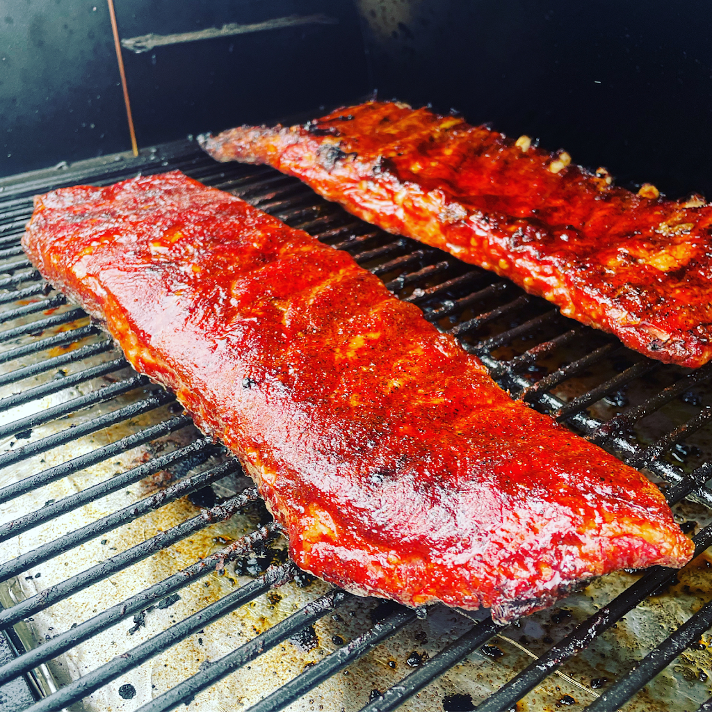 Motley Q Smoke Pit | restaurant | 3323 Valley Pike, Winchester, VA 22602, USA | 5407220060 OR +1 540-722-0060