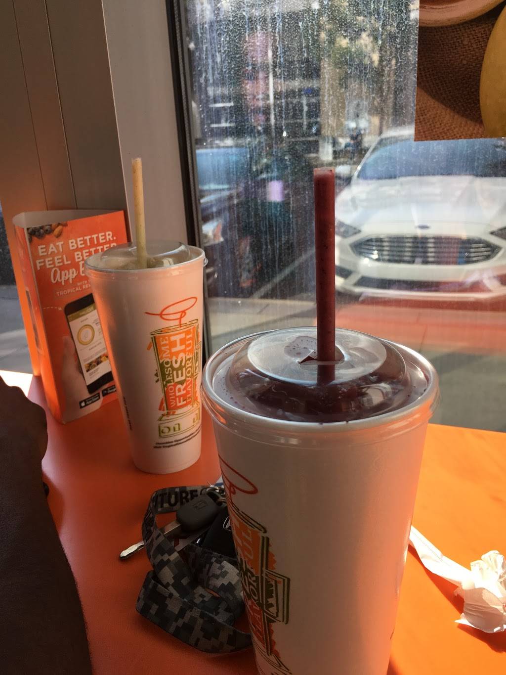 Tropical Smoothie Cafe | restaurant | 601 S Kings Dr E, Charlotte, NC 28204, USA | 9802374813 OR +1 980-237-4813