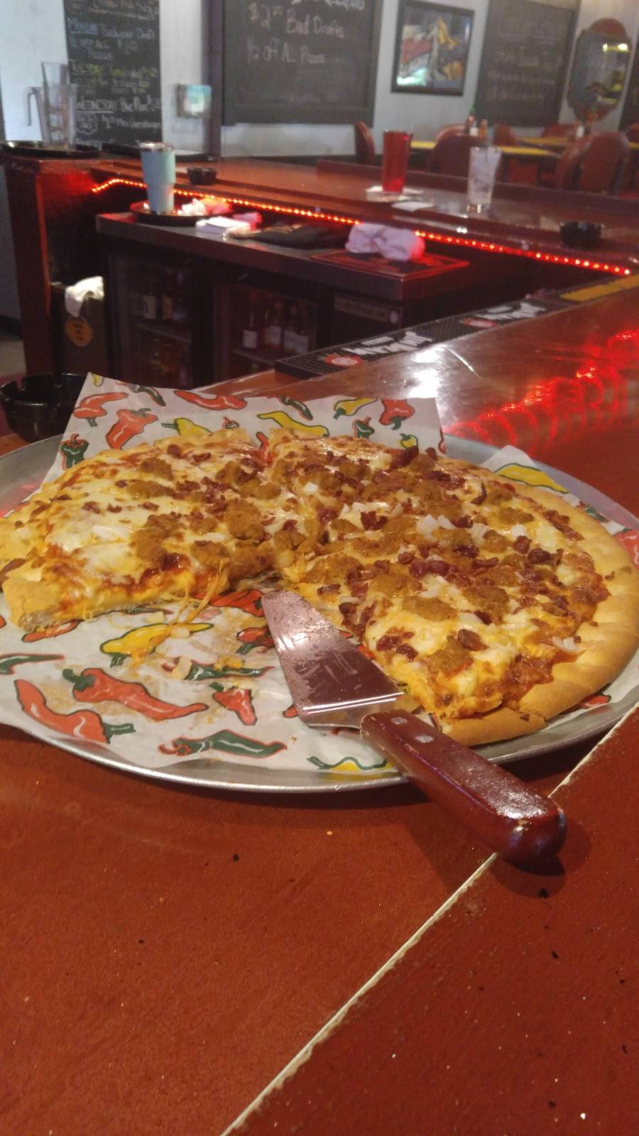 Woodpeckers Pub & Grub | restaurant | 3500 7th Street Rd, New Kensington, PA 15068, USA | 7243399287 OR +1 724-339-9287