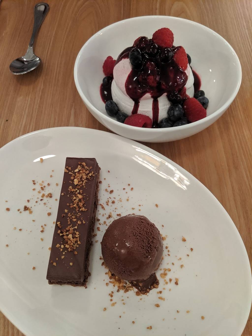 Thompson Italian | restaurant | 124 N Washington St, Falls Church, VA 22046, USA | 7032690893 OR +1 703-269-0893