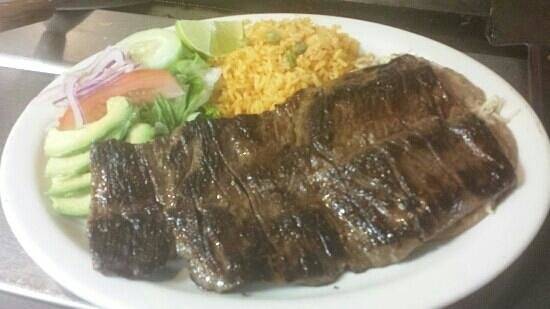 Victorias Pupuseria Las Champas | restaurant | 8120 Avalon Blvd, Los Angeles, CA 90003, USA | 3235310770 OR +1 323-531-0770