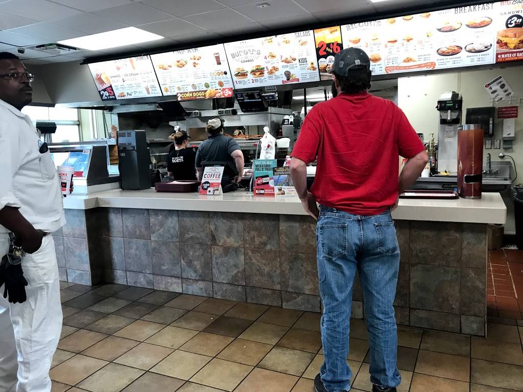 Jacks | restaurant | 75905 AL-77, Lincoln, AL 35096, USA | 2563444006 OR +1 256-344-4006