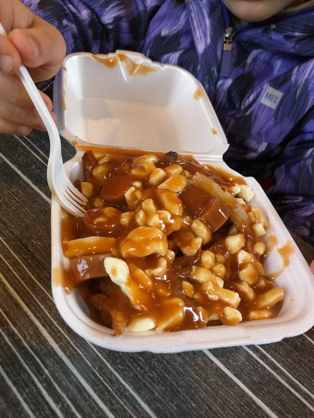 Pataterie DC | restaurant | 1341 Montée Hope, Sainte-Clotilde-de-Châteauguay, QC J0L 1W0, Canada | 4508260407 OR +1 450-826-0407