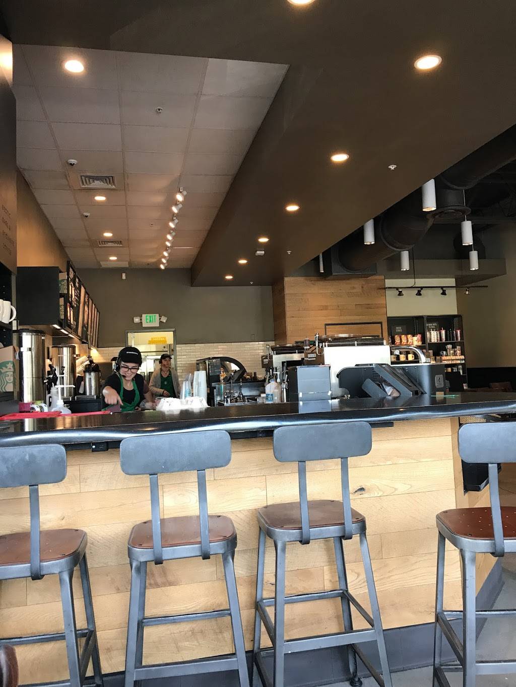Starbucks | cafe | 599 S Chickasaw Trail, Orlando, FL 32825, USA | 4072823918 OR +1 407-282-3918