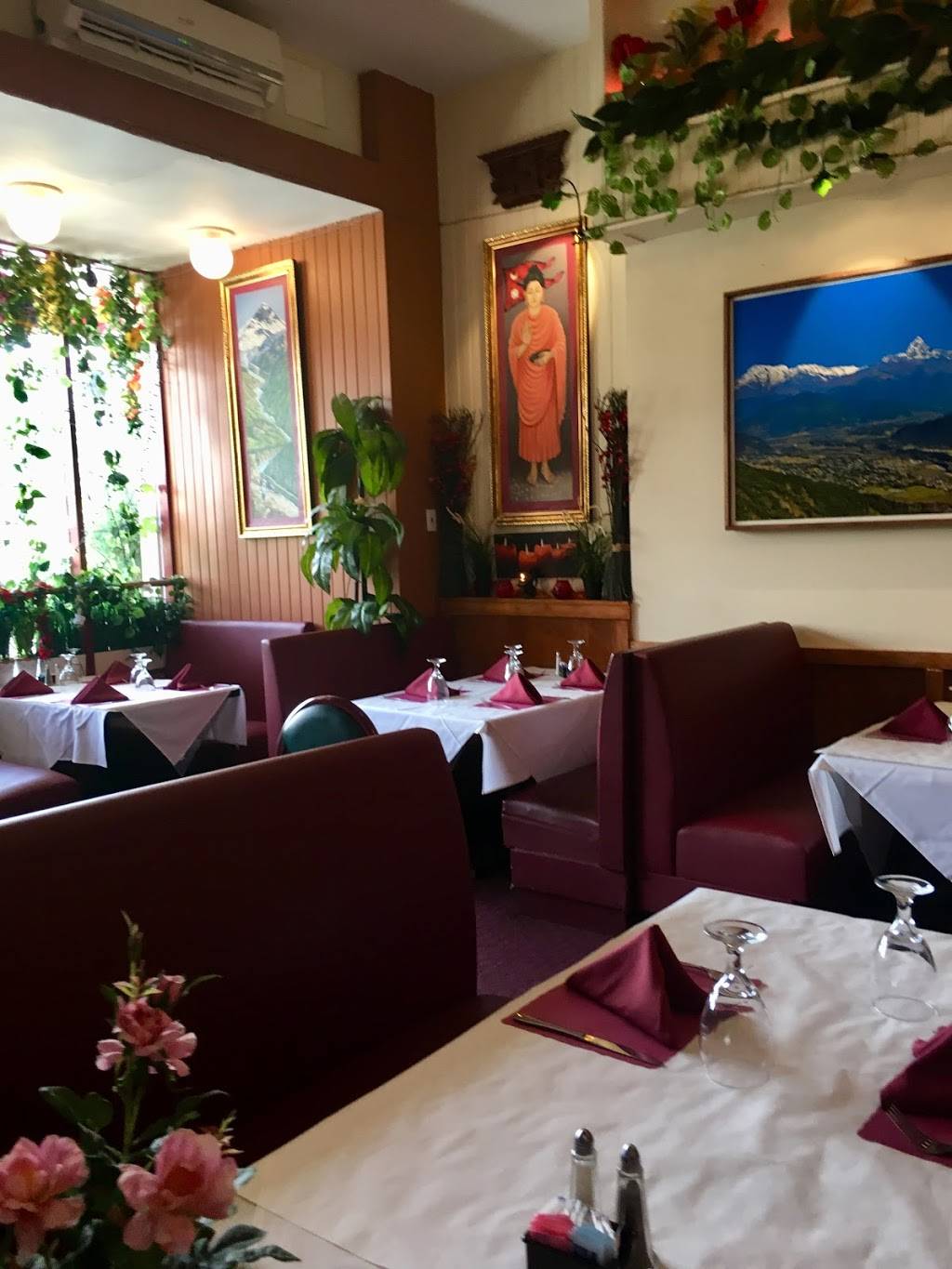 Nepal House | restaurant | 920 N Charles St, Baltimore, MD 21201, USA | 4105470001 OR +1 410-547-0001