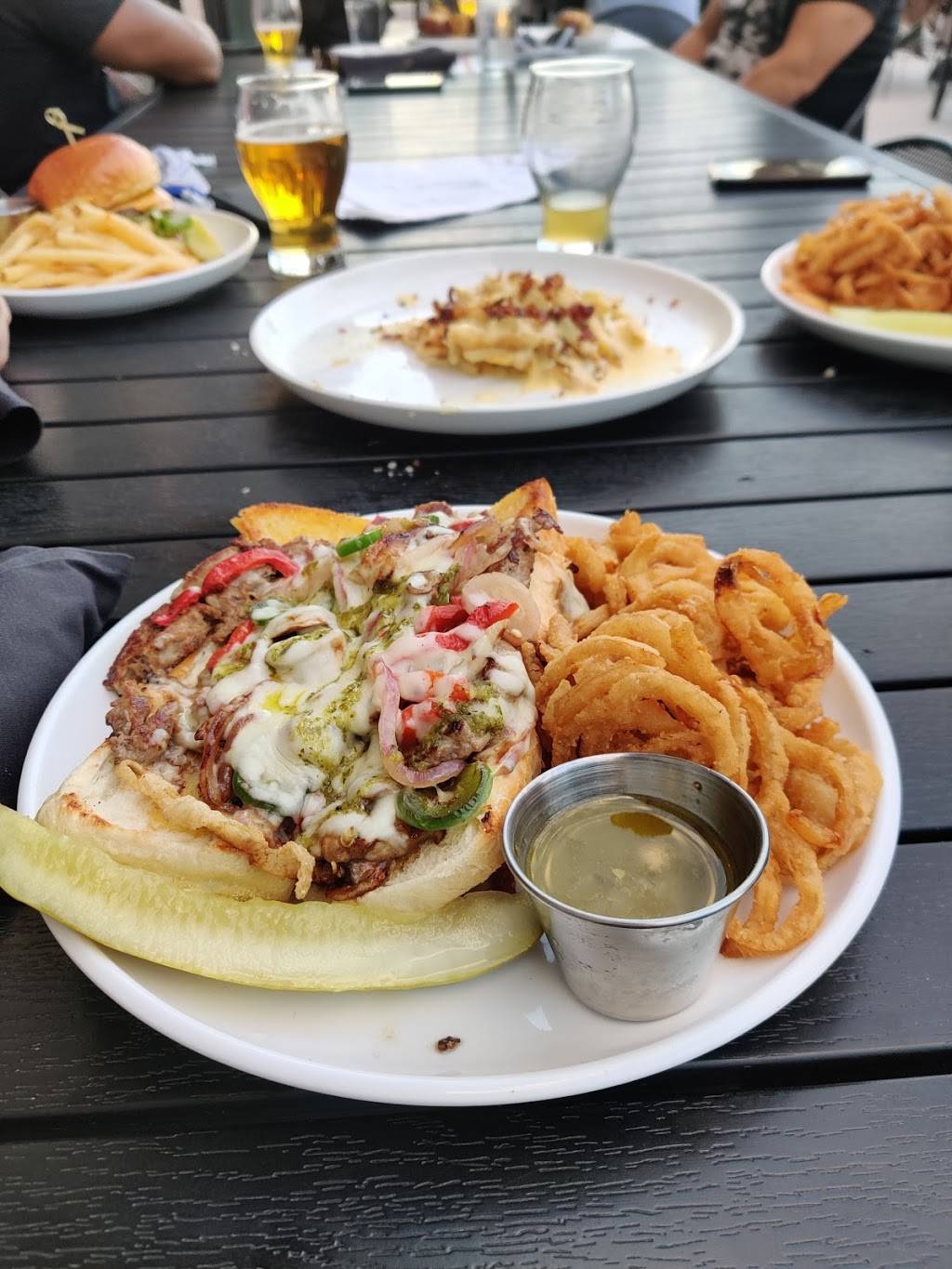 Alter Brewing + Kitchen | restaurant | 12 S 1st St, St. Charles, IL 60174, USA | 3319015949 OR +1 331-901-5949