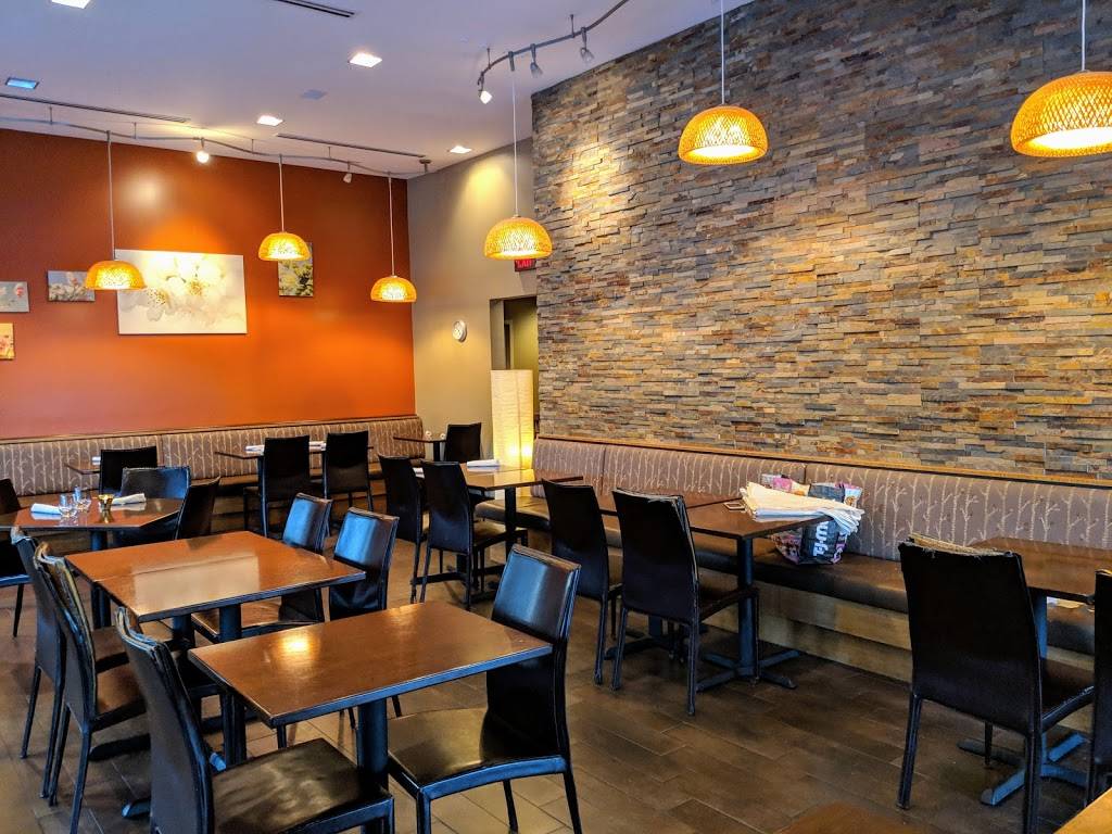 Singha | restaurant | 2328, 2912 Wasson Rd, Cincinnati, OH 45209, USA | 5133510123 OR +1 513-351-0123