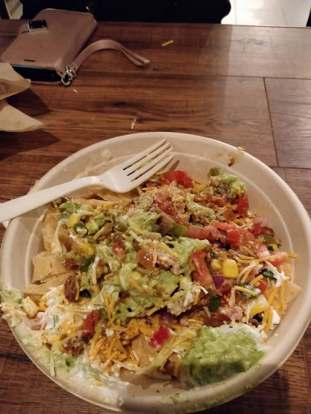 Hot Peppers | restaurant | 78-33 Springfield Blvd, Oakland Gardens, NY 11364, USA | 3476767566 OR +1 347-676-7566