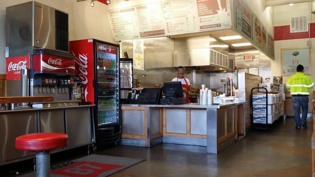 Burger 7 | restaurant | 7505 Leesburg Pike, Falls Church, VA 22043, USA | 7034428777 OR +1 703-442-8777