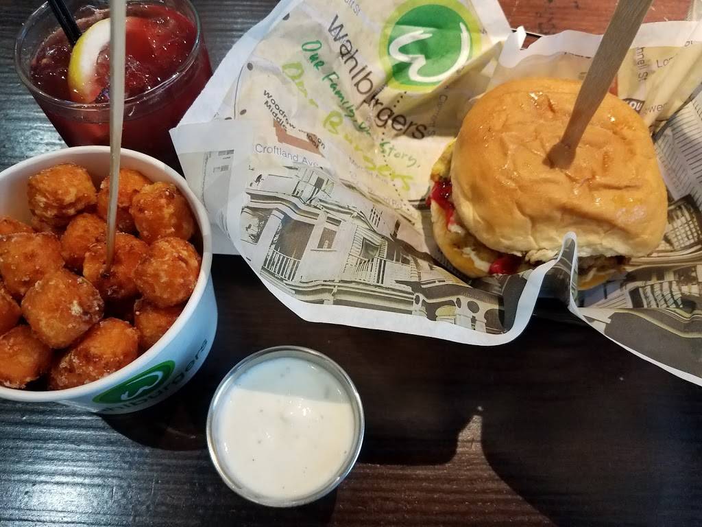 Hy-Vee Market Grille | restaurant | 1005 Hickman Rd, Waukee, IA 50263, USA | 5152162772 OR +1 515-216-2772