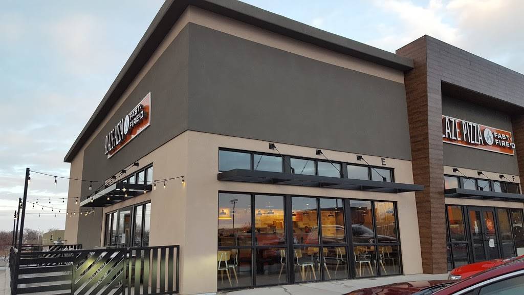 Blaze Pizza | meal takeaway | 6400 Holly Ave NE, Albuquerque, NM 87113, USA | 5053181489 OR +1 505-318-1489