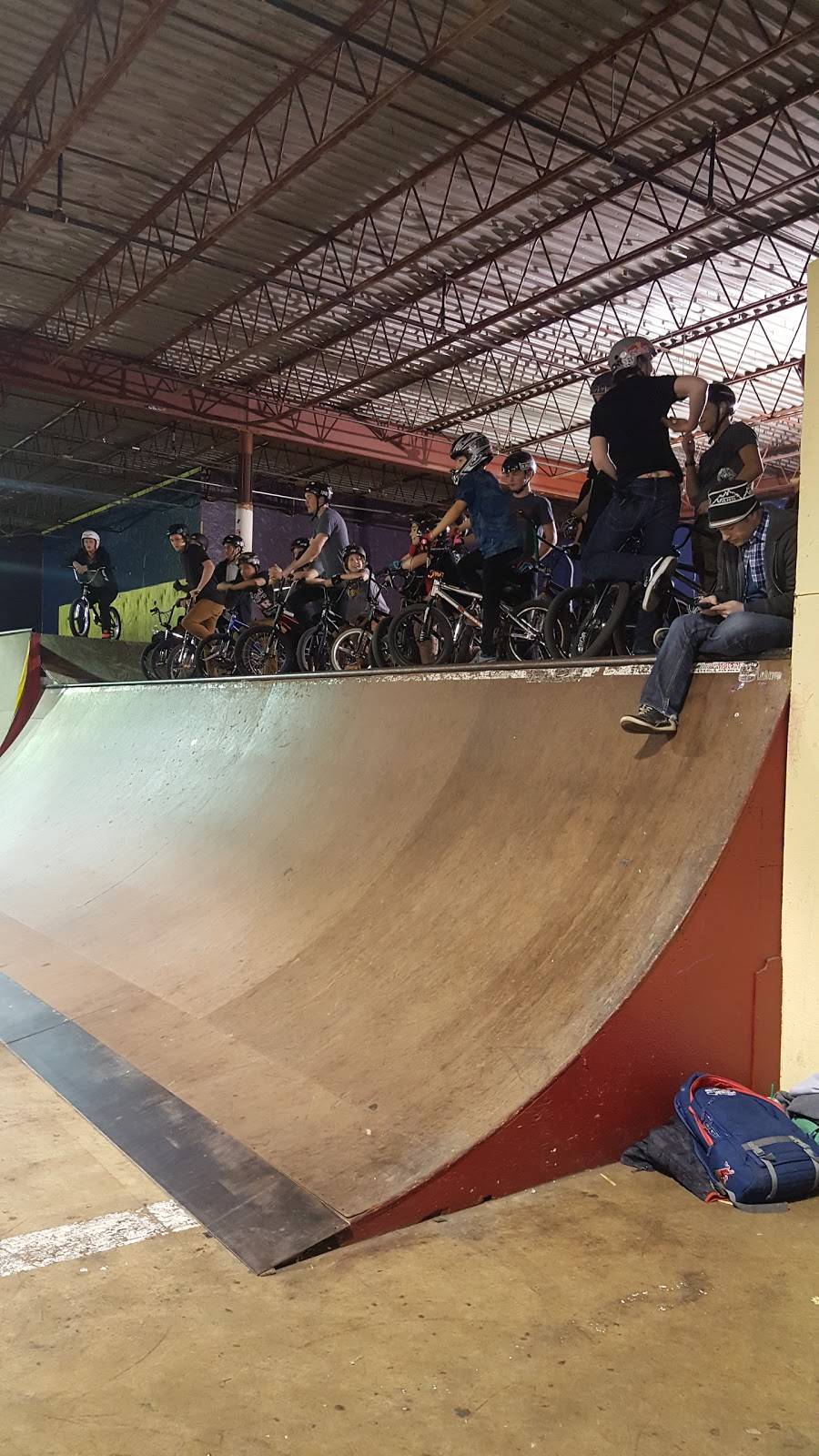 Wedgewood Ramps Skate Park | meal takeaway | 1739 S Raccoon Rd, Austintown, OH 44515, USA | 3307747809 OR +1 330-774-7809