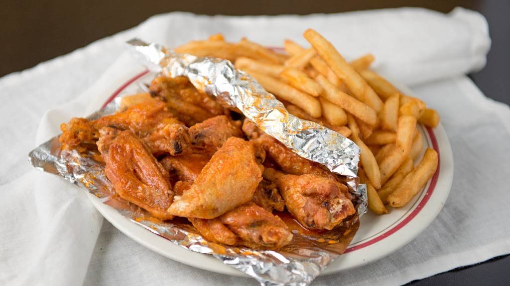 Fat Moes Pizza & Wings | restaurant | 6125 W Tropicana Ave ste F, Las Vegas, NV 89103, USA | 7024330333 OR +1 702-433-0333