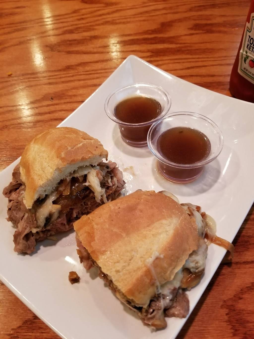 Jesse Camilles Restaurant | restaurant | 615 Church St, Naugatuck, CT 06770, USA | 2037232275 OR +1 203-723-2275