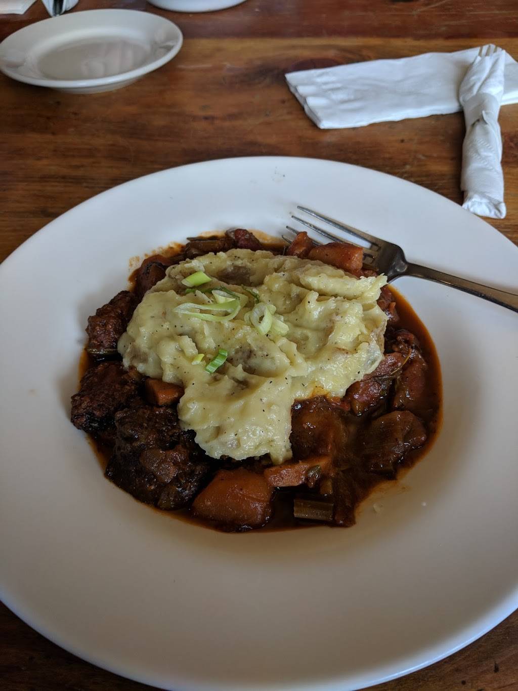 Tavern at the End of the World | restaurant | 108 Cambridge St, Charlestown, MA 02129, USA | 6172414999 OR +1 617-241-4999