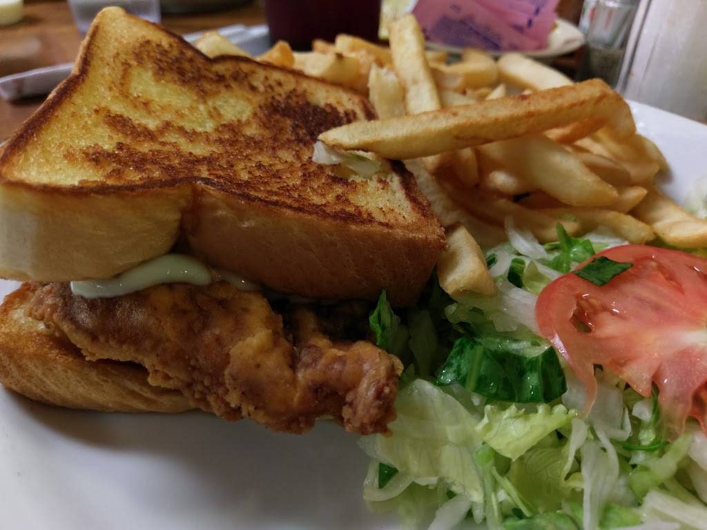 Bud Jones Restaurant | restaurant | 1440 SW Military Dr, San Antonio, TX 78221, USA | 2109779161 OR +1 210-977-9161